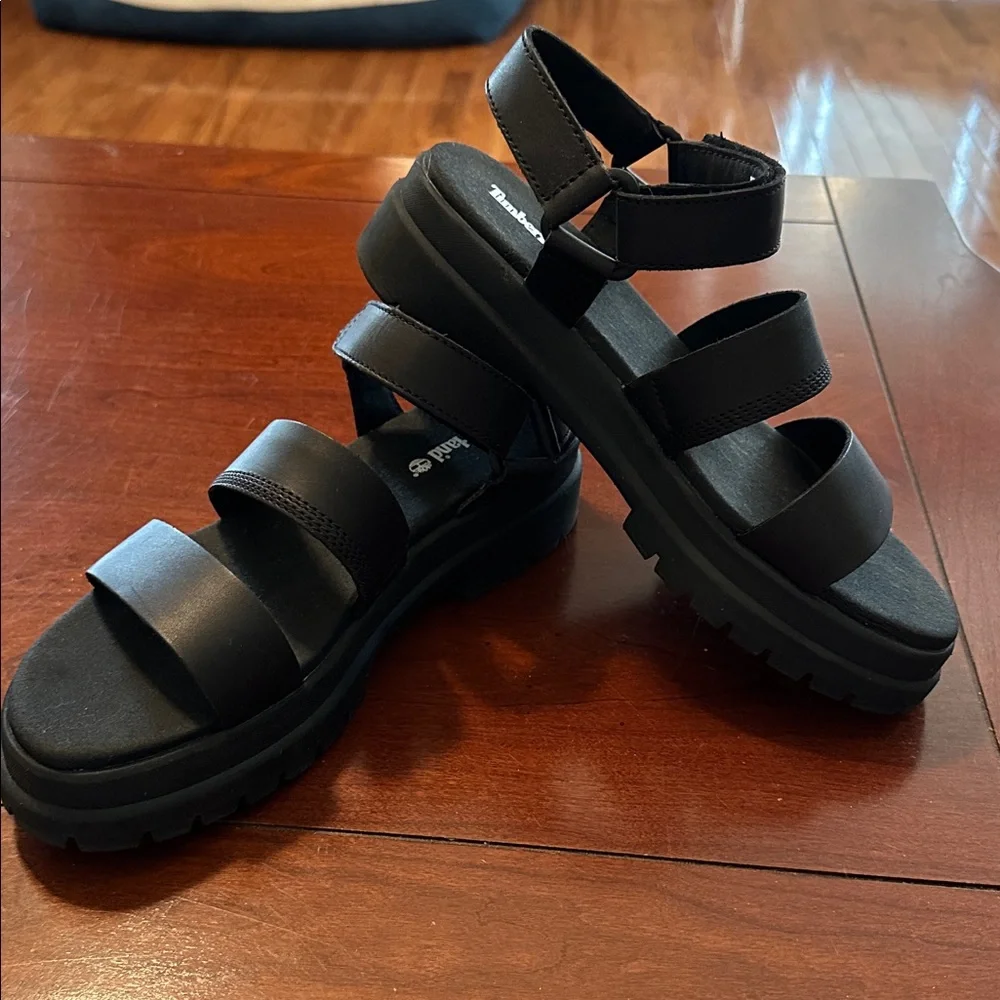 Size 8 Women’s Timberland Black Strap Sandals - Picture 4 of 5